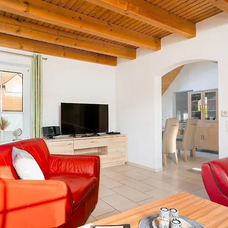 Skipper, Zwei Schlafzimmer, Zwei Baeder, Grosser Garten Und Ueberdachte Terrasse! Hunde Willkommen! Holiday home *